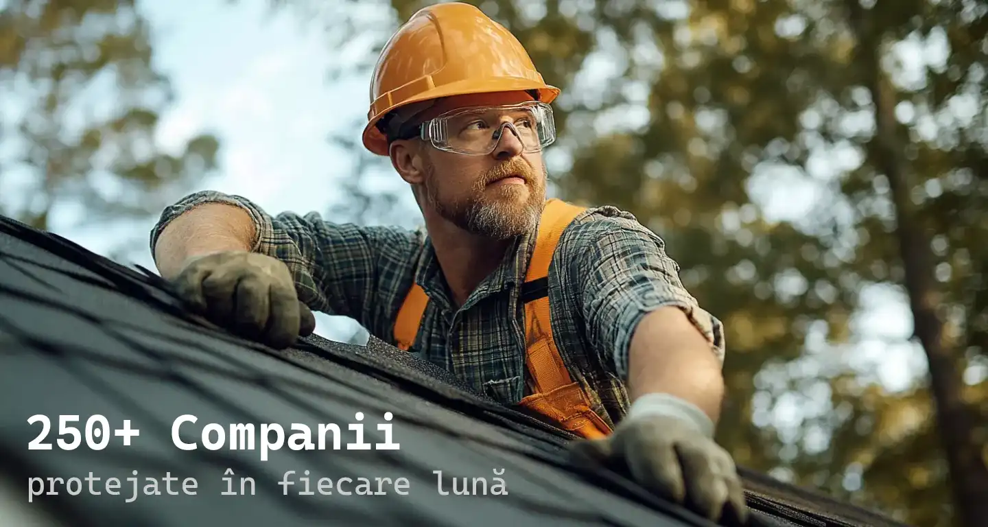 Specialist SSM și PSI pe un șantier din București, verificând echipamentul de protecție